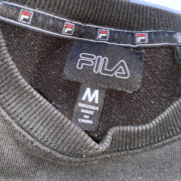 ✨baggy Fila crewneck✨ - Picture 2 of 4